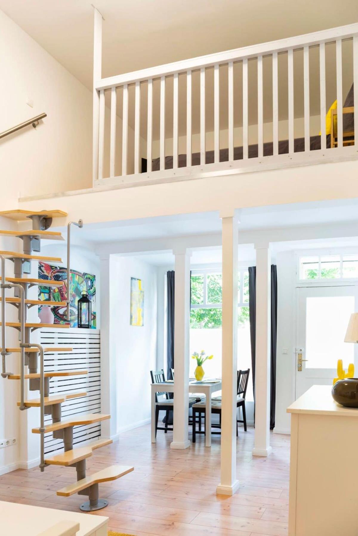 Spacious Loft Style In Wilmersdorf